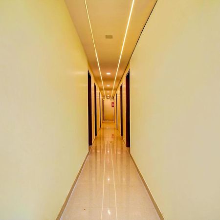Hotel O Friendship Inn Delhi  Ngoại thất bức ảnh