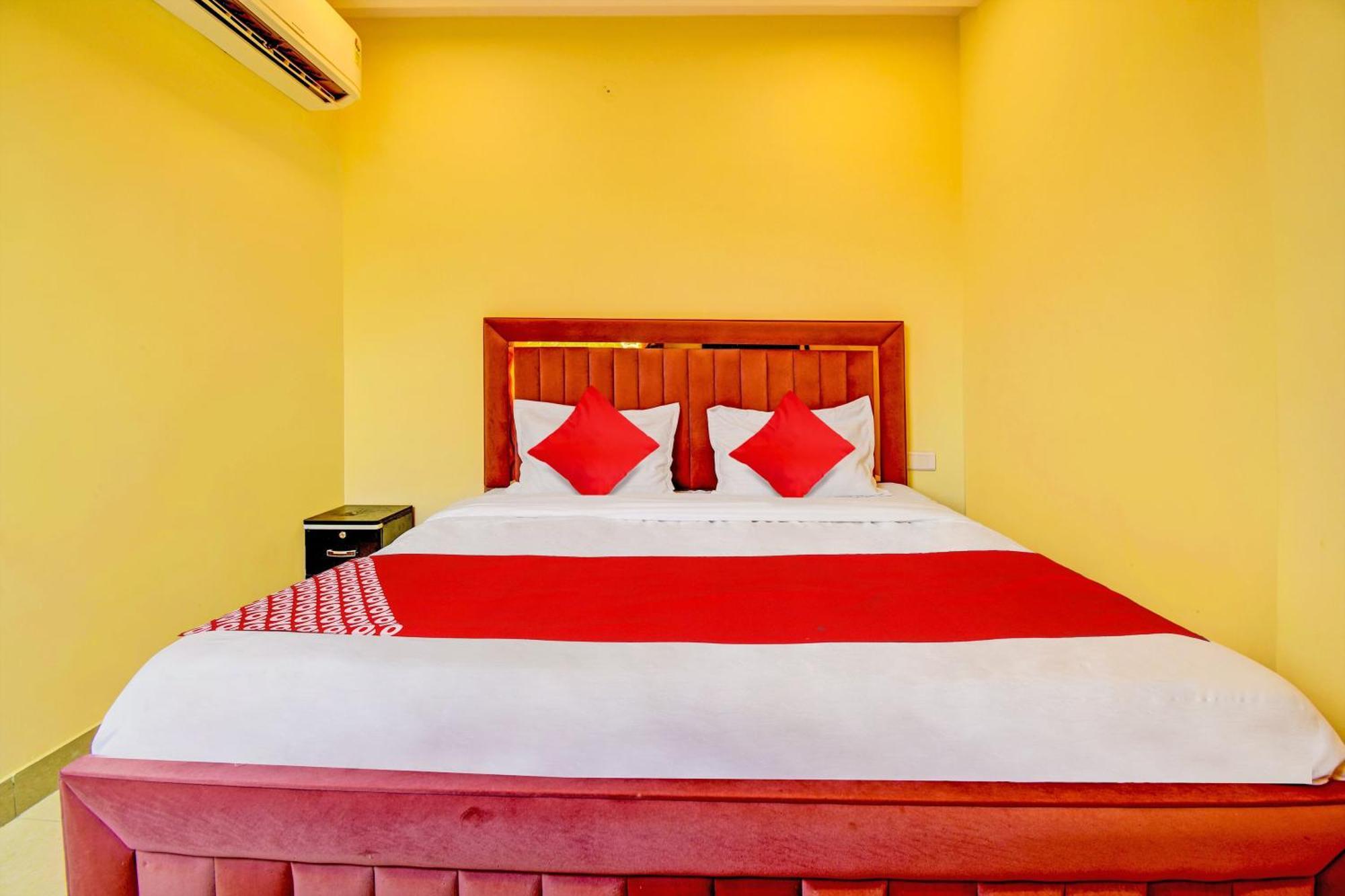 Hotel O Friendship Inn Delhi  Ngoại thất bức ảnh