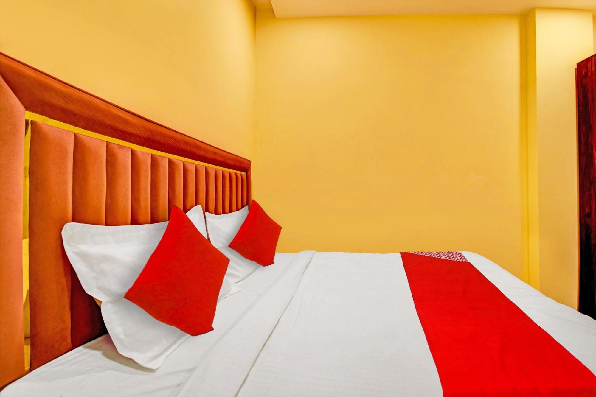 Hotel O Friendship Inn Delhi  Ngoại thất bức ảnh